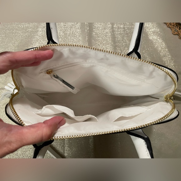 EUC Madden girl tie dye and white handbag/crossbody bag - Picture 2 of 5